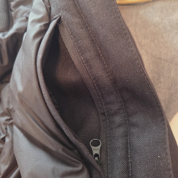 Helly Hansen Men's Black Jacket - Picture 6 of 10